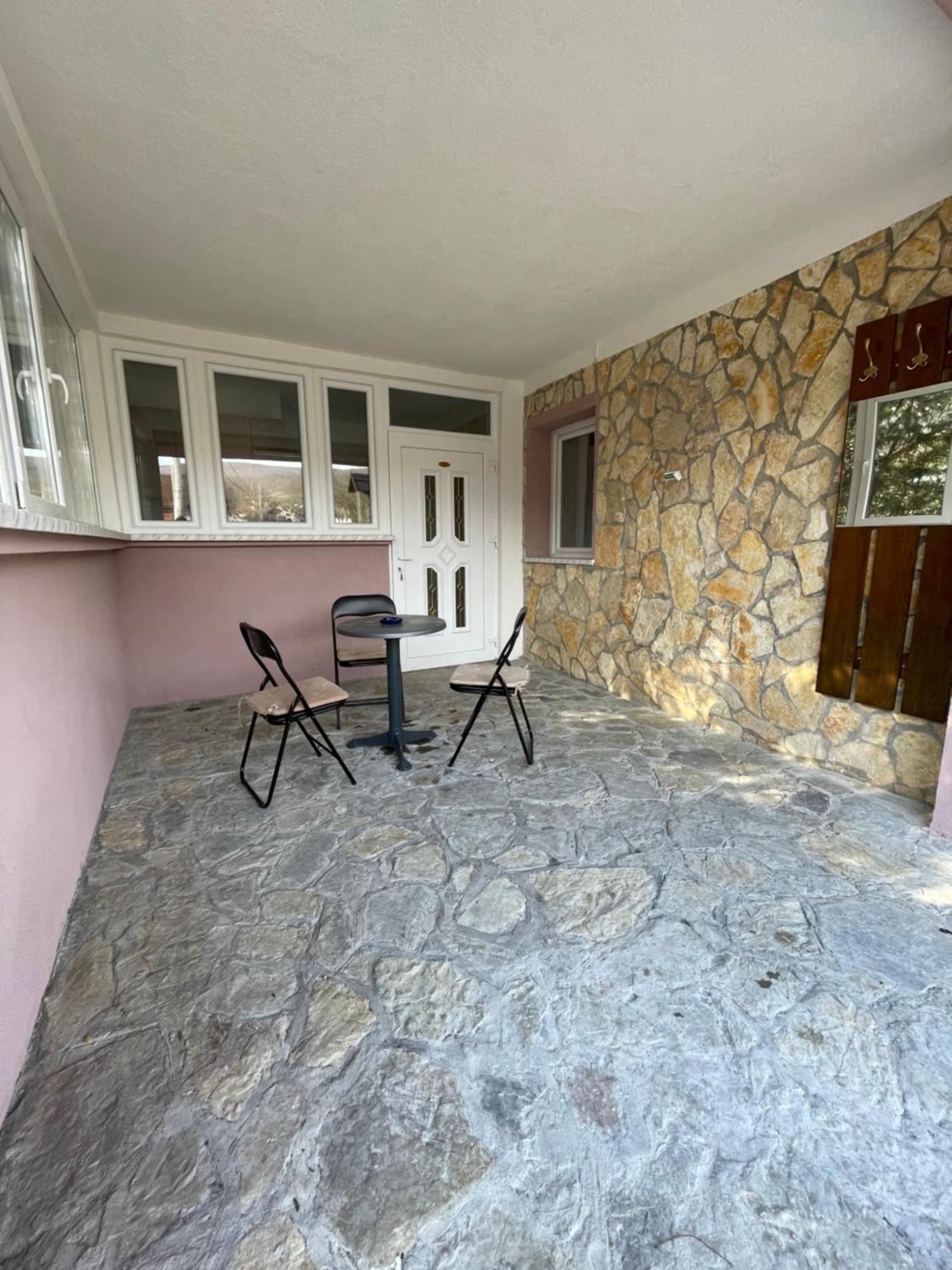 Ferienwohnung Domacinstvo Una-Ostrovica Kulen Vakuf Exterior foto