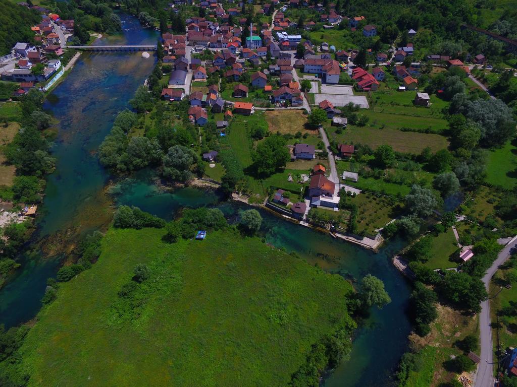 Ferienwohnung Domacinstvo Una-Ostrovica Kulen Vakuf Exterior foto