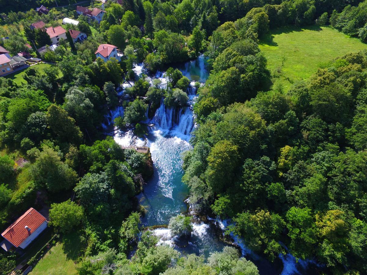 Ferienwohnung Domacinstvo Una-Ostrovica Kulen Vakuf Exterior foto