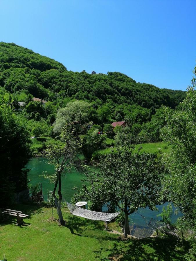 Ferienwohnung Domacinstvo Una-Ostrovica Kulen Vakuf Exterior foto